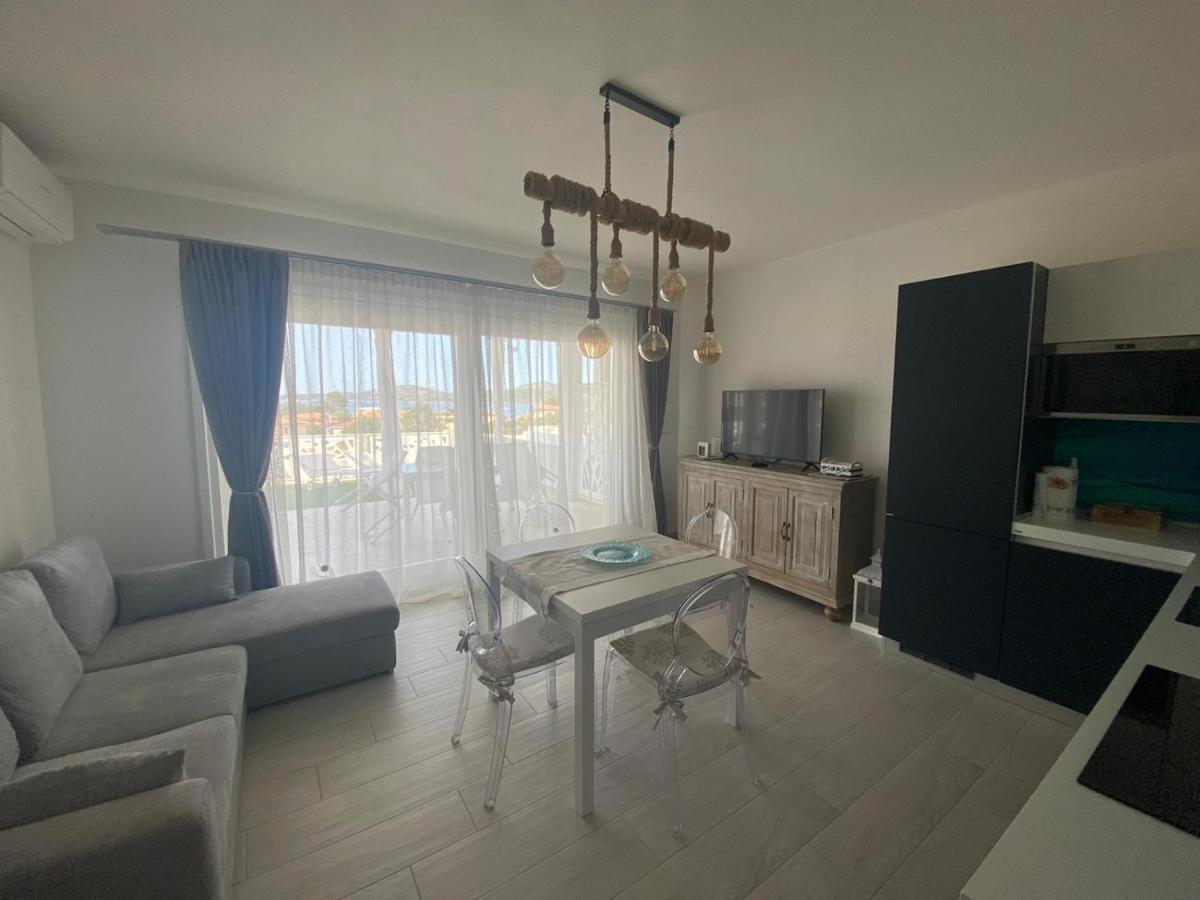 Aqua Life Luxury Apartment أرتْساكينا المظهر الخارجي الصورة